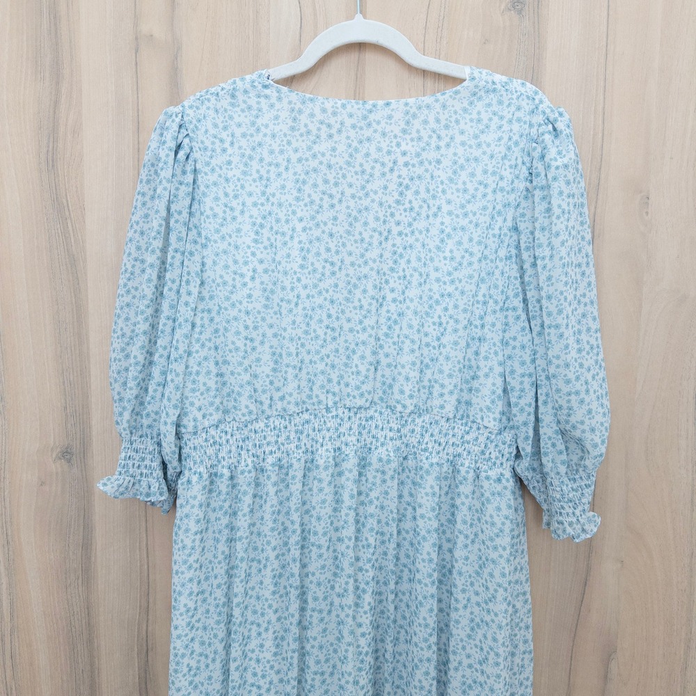 Arula Floral Maxi Dress Size 1X Blue Tiered Smocked Cottage Boho Prairie Flowy - Picture 8 of 8
